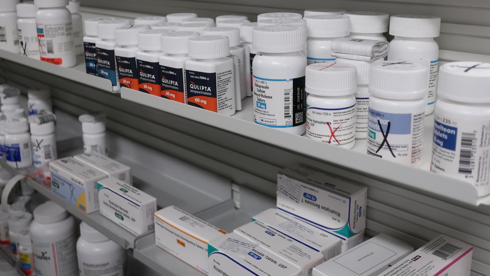 States seek to lower drug prices by targeting the companies that manage them for health plans