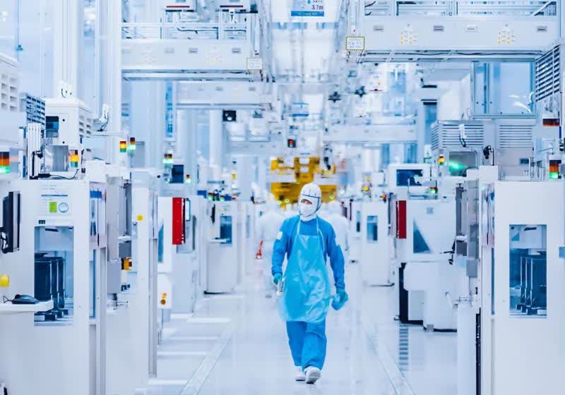Samsung lands Broadcom AI chip deal worth more than $200 billion through 2030