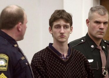 Man who killed Dartmouth professors at 17 seeks reduced prison sentence