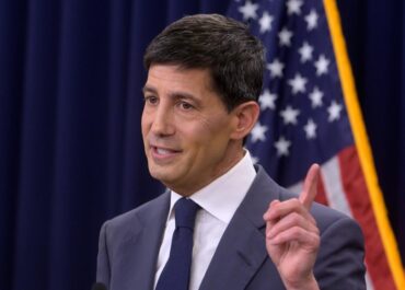 Federal Reserve Chair Warsh emphasizes political independence, signals focus on inflation