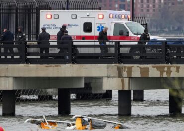 NYC helicopter that crashed, killed 6 last year showed signs of a bird strike: NTSB