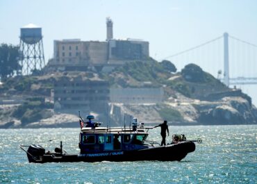 Rescuers are still searching for 3 people after a boat sank in San Francisco Bay, leaving 1 dead