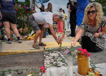 Lawmakers demand answers after ‘bombshell’ report of ICE officer shooting in Maine
