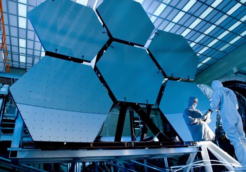 The FCC approved "space mirrors" that experts say could blind stargazers and disrupt wildlife