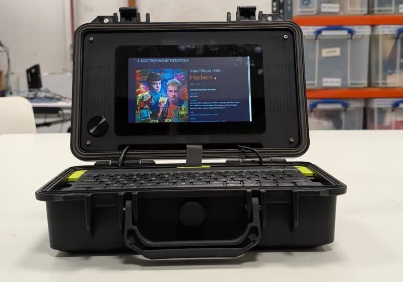 Raspberry Pi now has an official guide for building your own cyberdeck