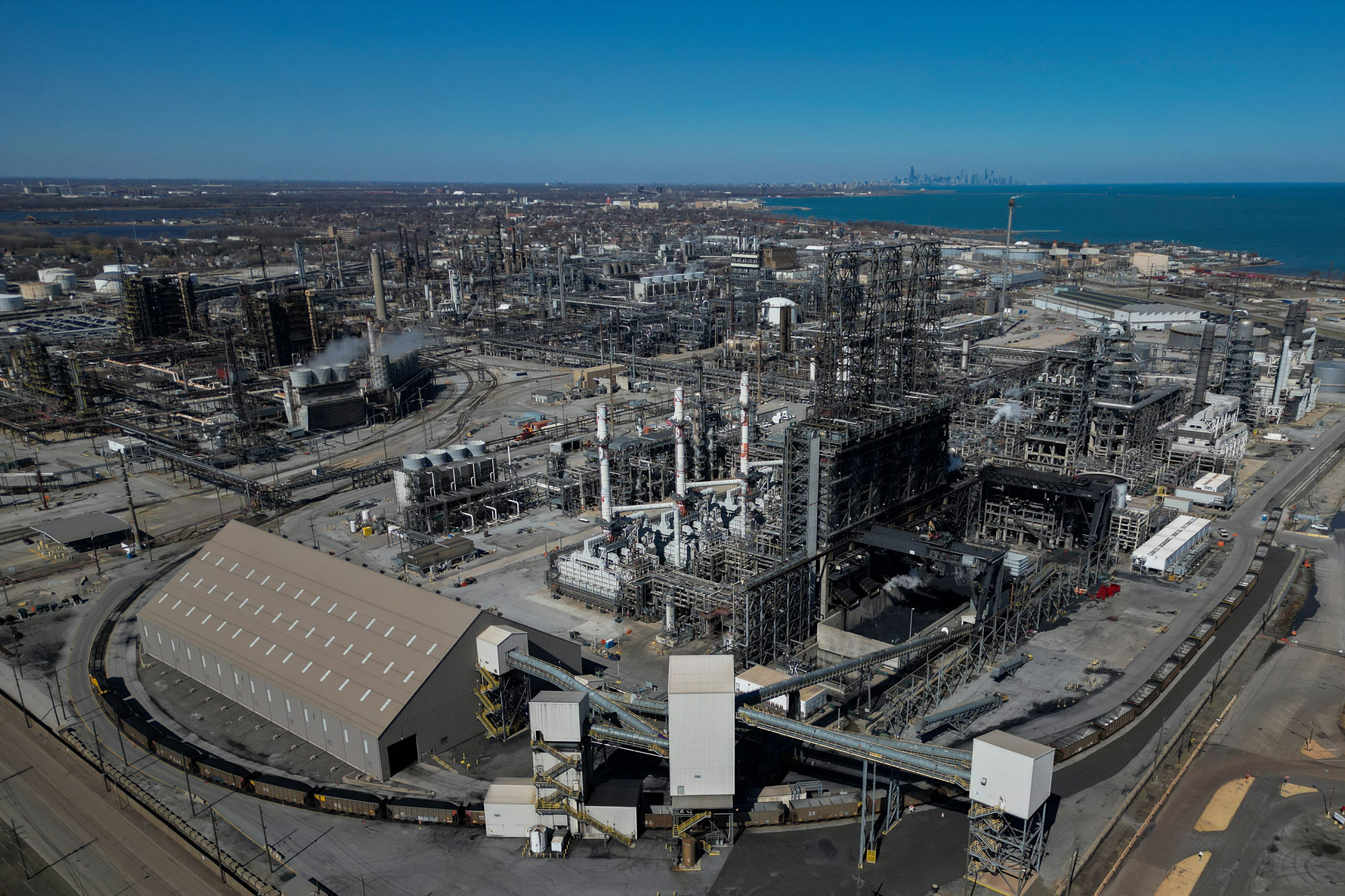 Inside the nearly 5-month labor lockout at an Indiana refinery