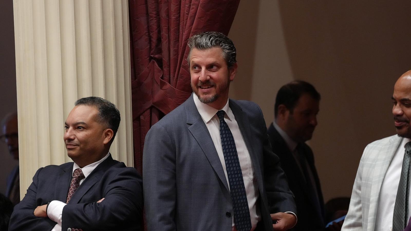 California lawmakers pass bill allowing people to identify their Jewish ancestry on state forms