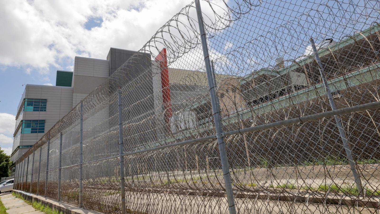Custodian sentenced for role in audacious New Orleans jailbreak of 10 inmates